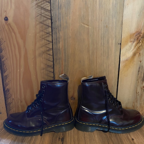 Dr Martens 1460 Vegan Leather Boot (Cherry Red) - Picture 4 of 6